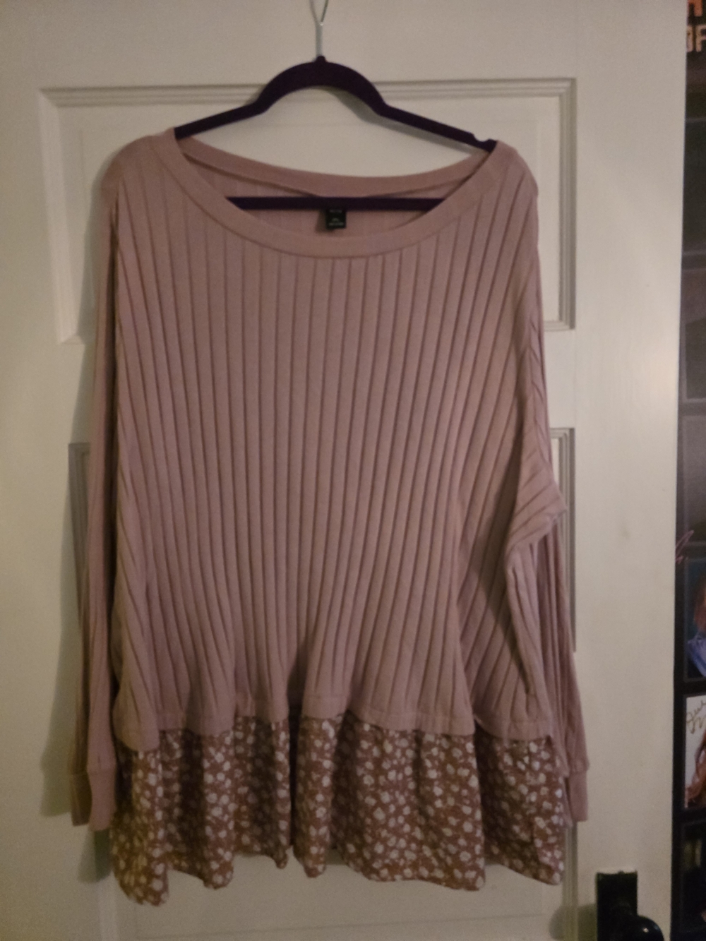 Women’s Long Sleeve Ribbed Blouse with Floral Hem - Dusty Mauve